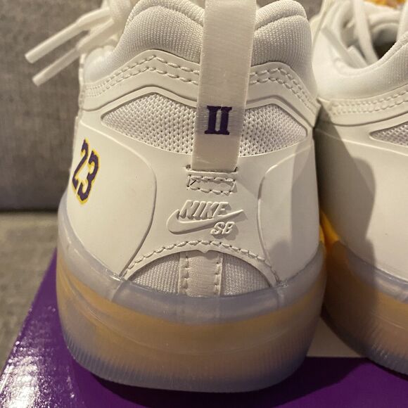 Nike SB Nyjah Free 2 Shoes NBA Los Angeles Lakers DA3439-100 Size 9.5 main image 5